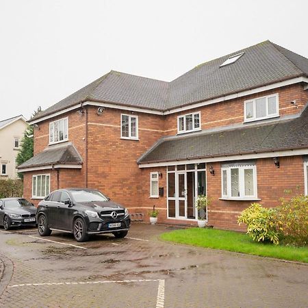 Oyo Oakcroft Guest House Manchester Airport Ringway Dış mekan fotoğraf