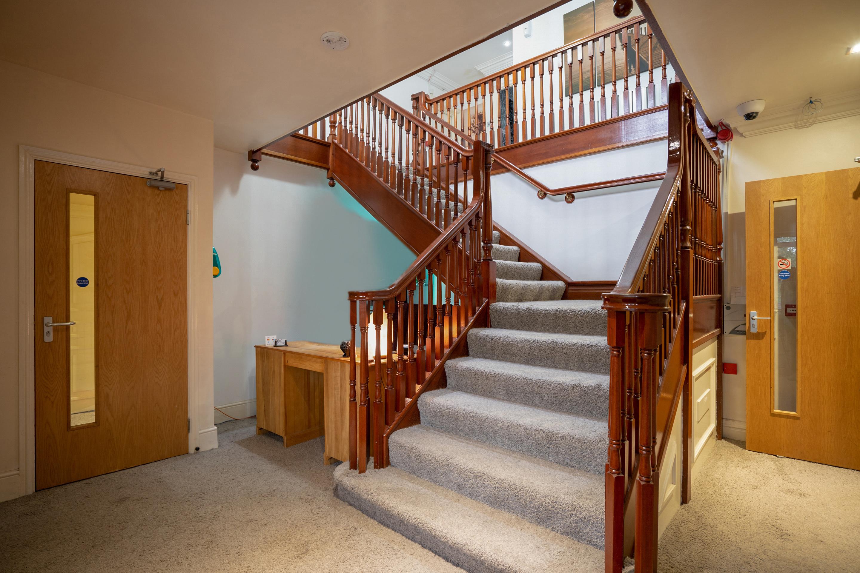 Oyo Oakcroft Guest House Manchester Airport Ringway Dış mekan fotoğraf