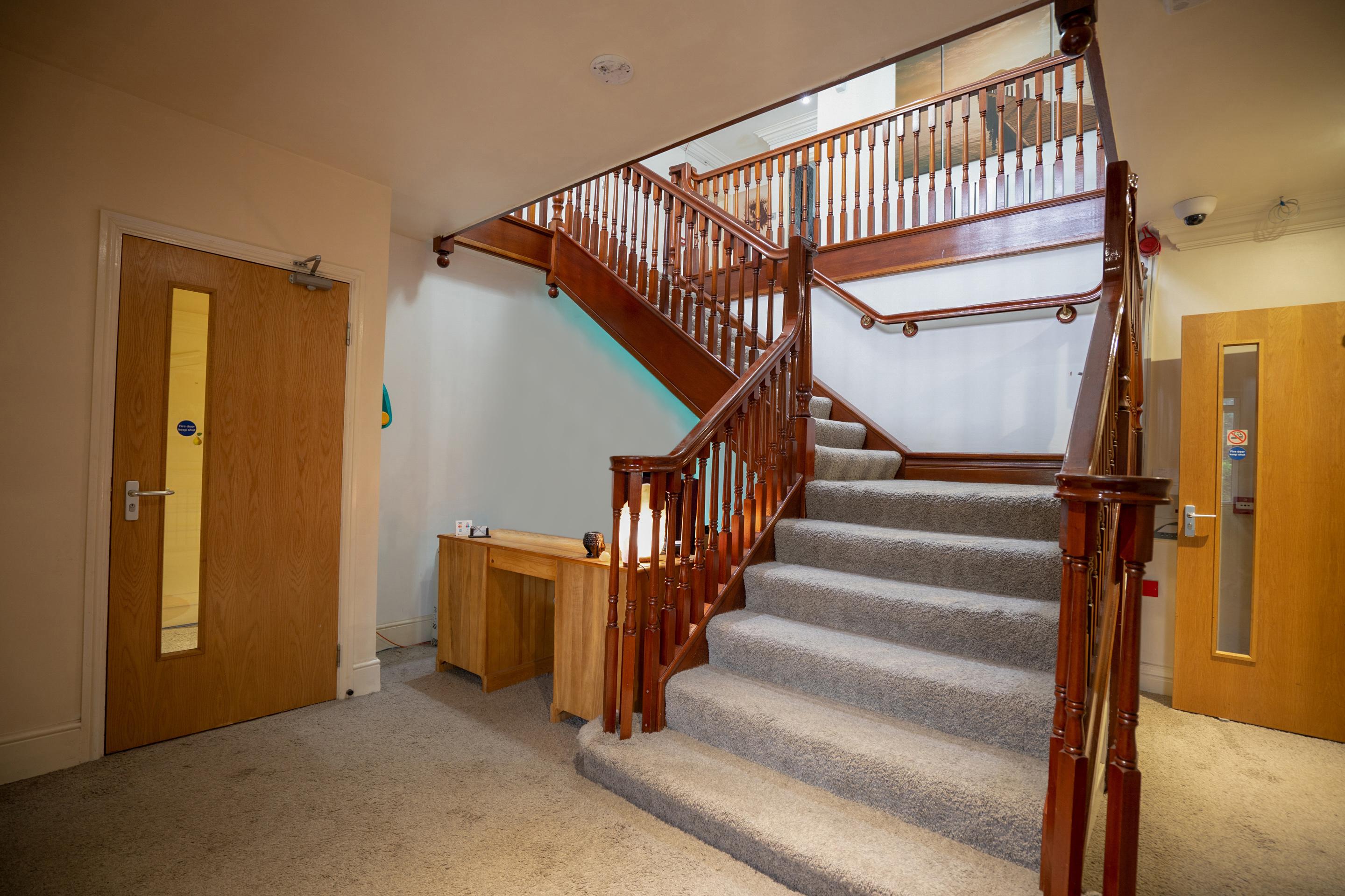 Oyo Oakcroft Guest House Manchester Airport Ringway Dış mekan fotoğraf