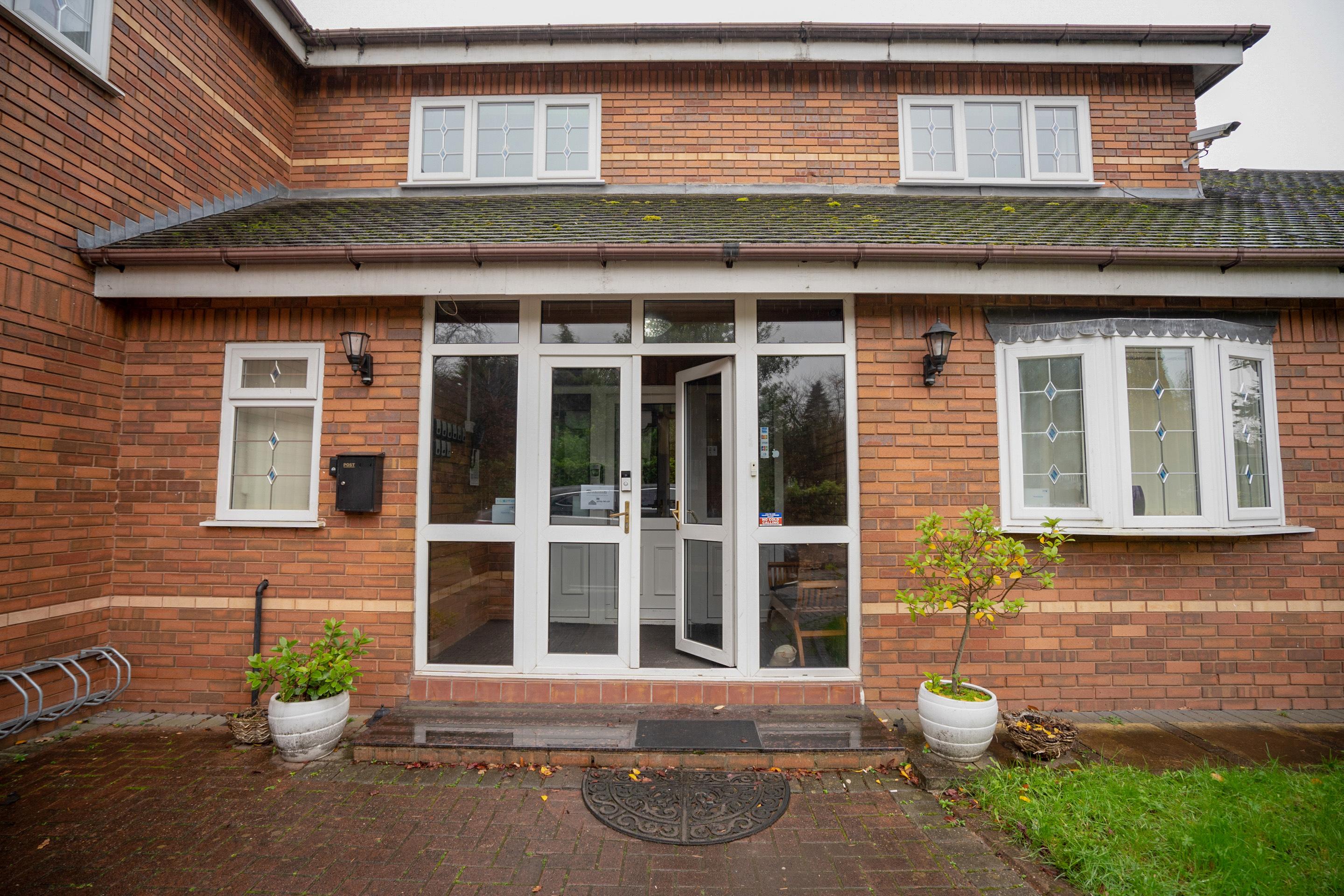 Oyo Oakcroft Guest House Manchester Airport Ringway Dış mekan fotoğraf
